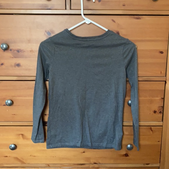 2 for $8 Long sleeve tee shirt with cat graphic - Picture 3 of 4